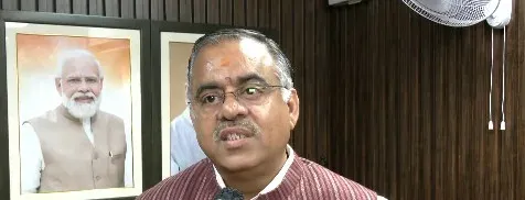 मनीष तिवारी की अनदेखी पर भाजपा का हमला: तरुण चुघ बोले — कांग्रेस में वंशवाद और तानाशाही हावी