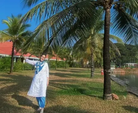 मनीषा कोइराला ने बताई केरल की खासियत, प्रकृति के बीच शेयर की खूबसूरत तस्वीर
