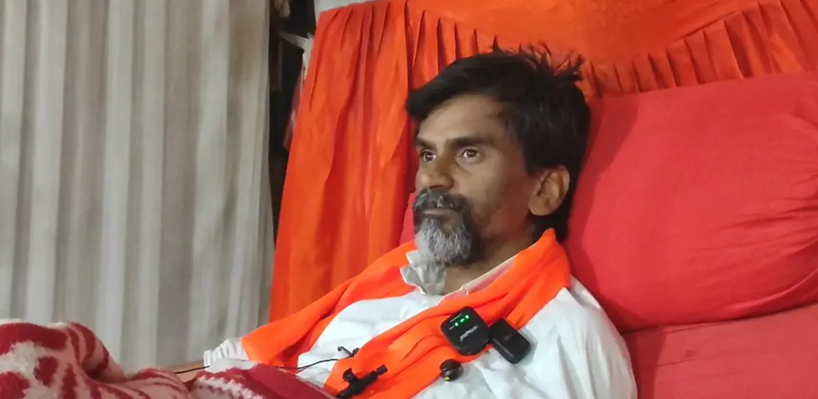 मराठा आरक्षण: मनोज जरांगे की चेतावनी — 'सरकार को घुटनों पर लाएंगे', आत्महत्या न करने की अपील
