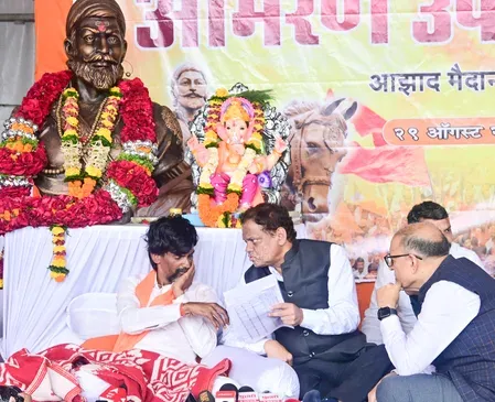 Manoj Jarange Patil drinks water but hunger strike continues until Kunbi certificates delivered