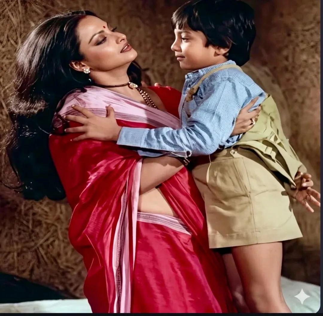 Master Raju shares rare 1979 throwback with Rekha from 'Ahinsa'