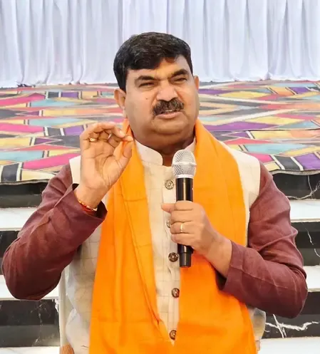 मतदाता पुनरीक्षण प्रक्रिया में हर कार्यकर्ता मुस्तैदी से जुटे: धर्मपाल सिंह