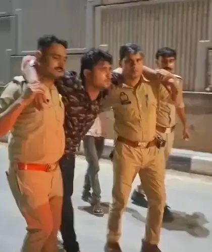 मथुरा गोलीकांड: कुख्यात संजू 'डेंजर' पुलिस मुठभेड़ में घायल, साथी गौरव भी गिरफ्तार