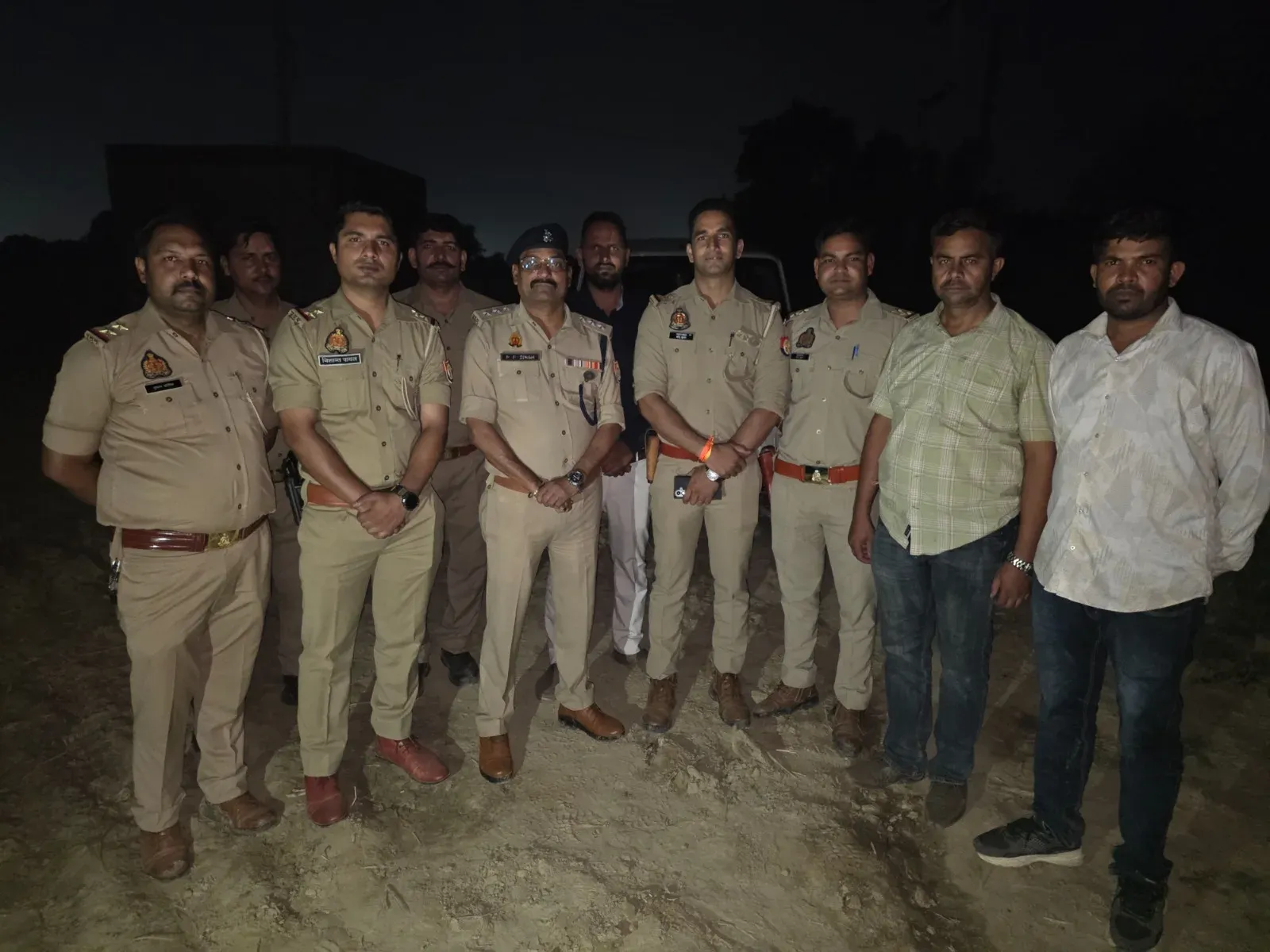 मथुरा मुठभेड़: ट्रांसफार्मर चोर गैंग के दो बदमाश घायल गिरफ्तार, स्कॉर्पियो व हथियार बरामद