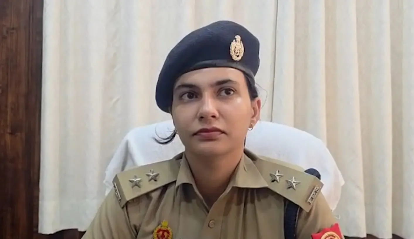 मथुरा में सपा नेता राजन रिजवी पर महिला बैंककर्मी से उत्पीड़न का आरोप, IT एक्ट समेत कई धाराओं में FIR
