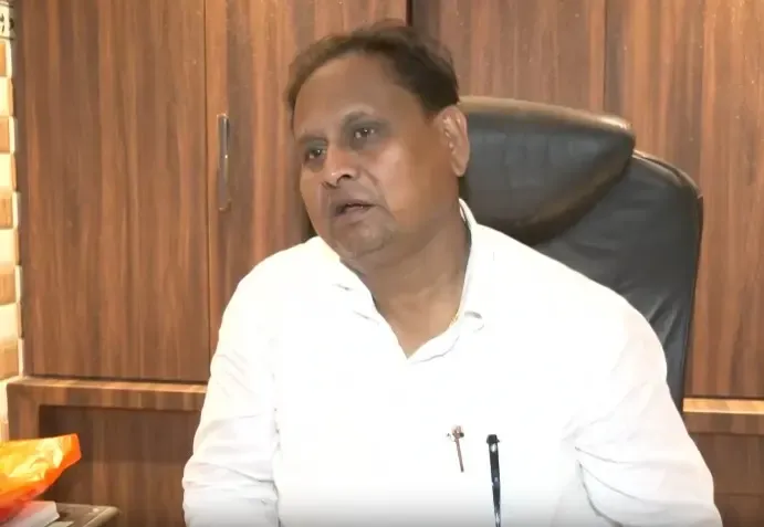 मौका मिला तो PM मोदी को झालमुड़ी जरूर खिलाऊंगा: आजप संस्थापक हुमायूं कबीर