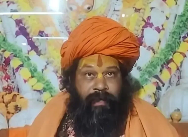 क्या मौलाना महमूद मदनी का बयान उनकी दूषित मानसिकता का परिणाम है? महंत राजू दास का कहना