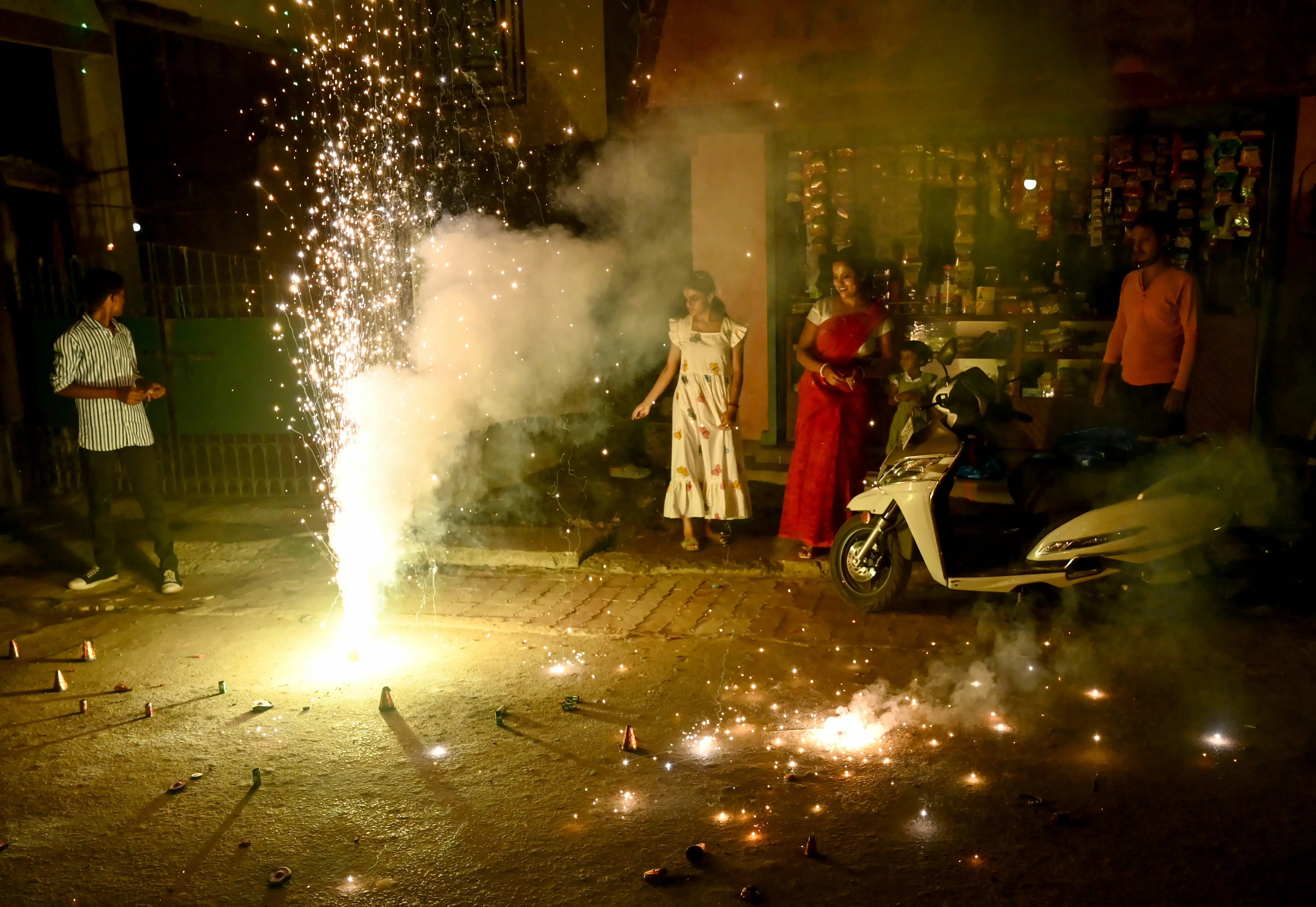 Is Deepawali's Inclusion in UNESCO's Heritage List a Milestone for India?