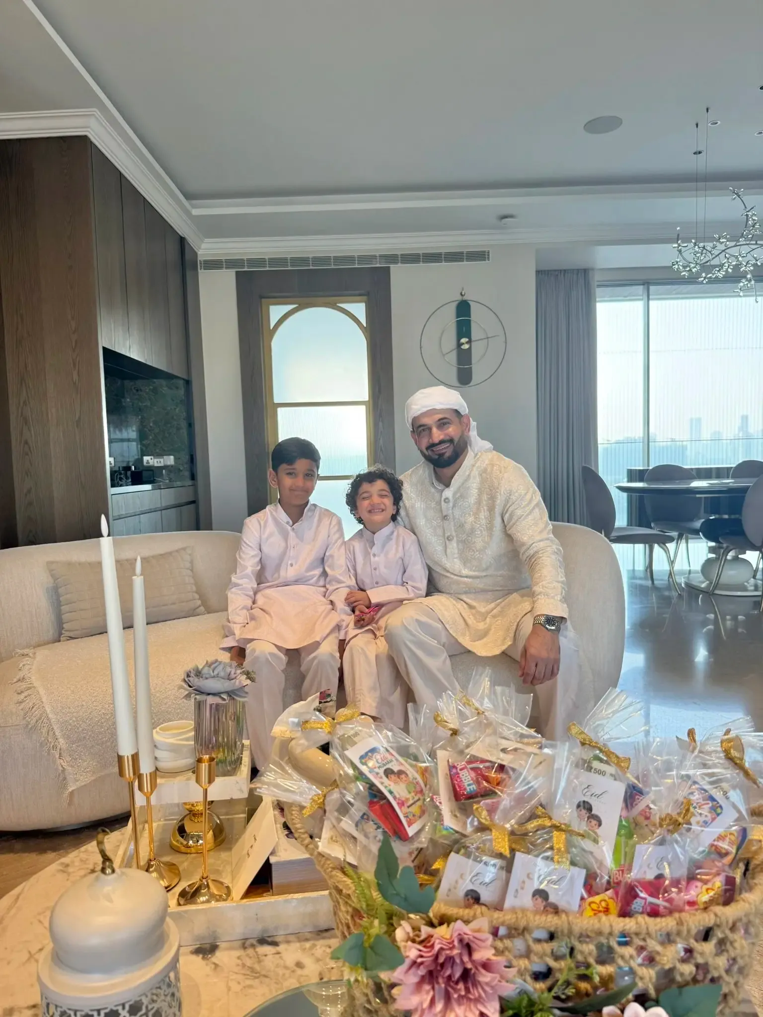 Cricket Icons Extend Heartfelt Eid al-Fitr Wishes: Tendulkar and Pathan Brothers Lead the Way