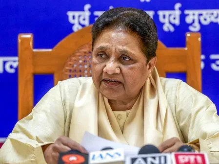 Mayawati slams Rahul Gandhi over anti-quota protests at Jantar Mantar