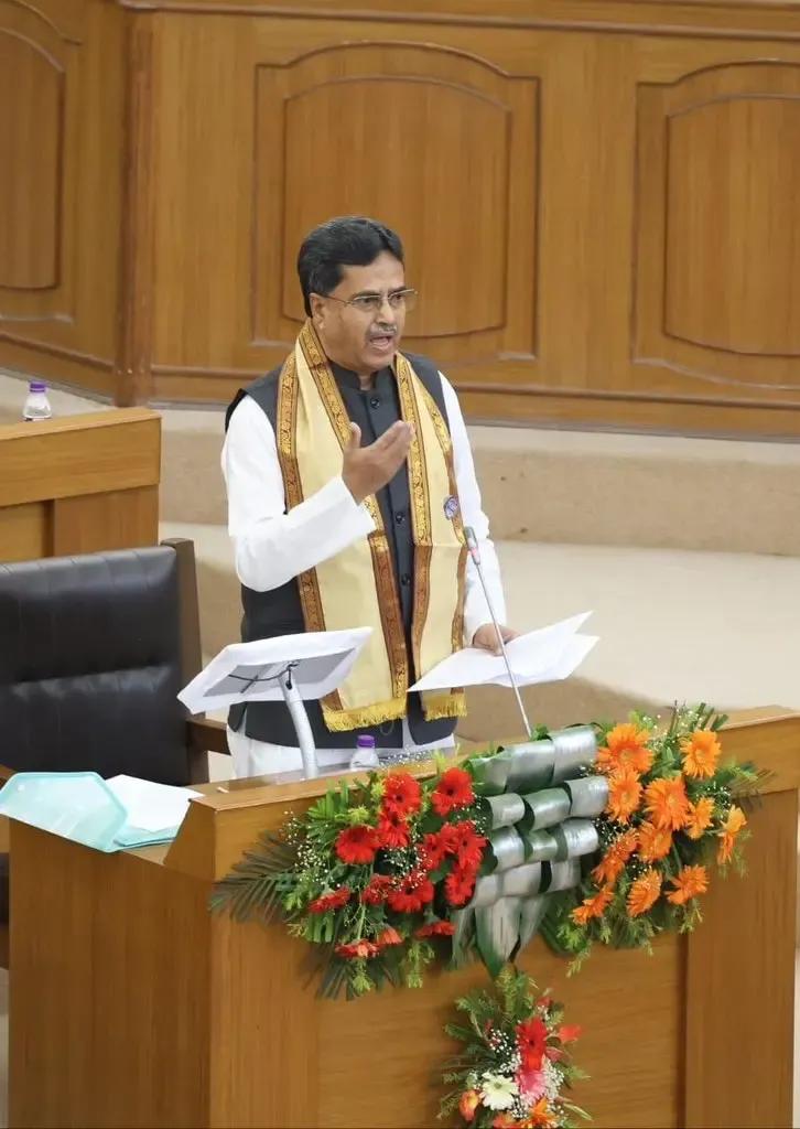 Initiatives by Tripura CM to Enhance Howrah River's Navigability