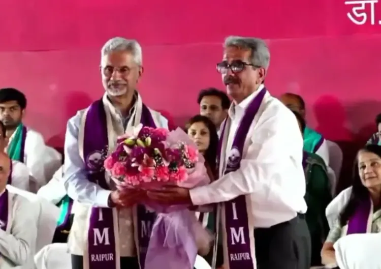 भारत में आशावाद की मिसाल: डॉ. जयशंकर ने आईआईएम के दीक्षांत समारोह में की महत्वपूर्ण बातें