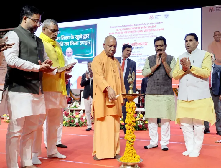 क्या 12 बजे तक सोने वाले बबुआ को गरीबों की शिक्षा की चिंता थी?: सीएम योगी