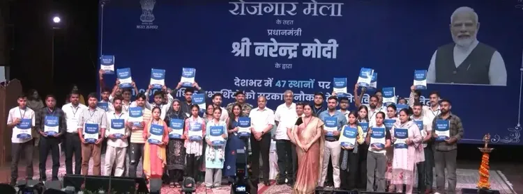19th Rozgar Mela: 51,000 appointments handed out as Jammu, Gujarat recruits credit family