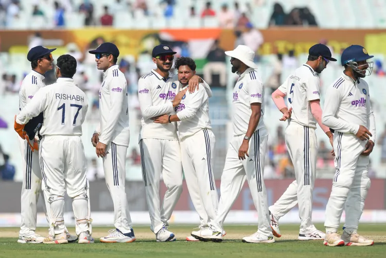 How Did India's Bowlers Dominate South Africa at Tea?