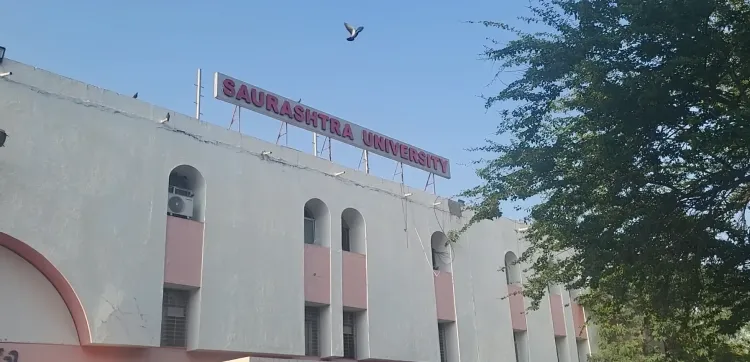 क्या राजकोट की सौराष्ट्र यूनिवर्सिटी ने 'नोमोफोबिया' की पहचान के लिए नया मनोवैज्ञानिक टेस्ट विकसित किया है?