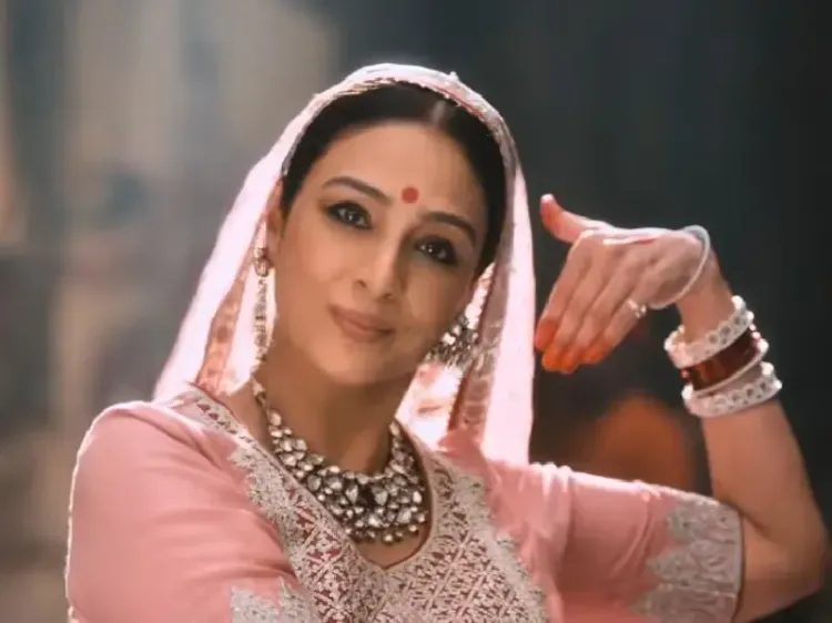 'भूत बंगला' का 'ओ री ओ सांवरिया' रिलीज़: 25 साल बाद तब्बू-अक्षय की रोमांटिक केमिस्ट्री ने मचाई धूम