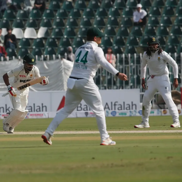 Can Masood and Shafique Propel Pakistan to Victory on Day One of the 2nd Test?