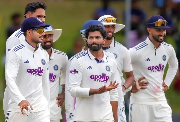 India grip 2nd Test as Sri Lanka reach 216/7 at Tea, Day 3