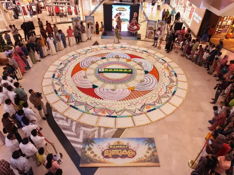 3,000 mundus form Asia's largest Mundukalam at Kochi's Forum Mall