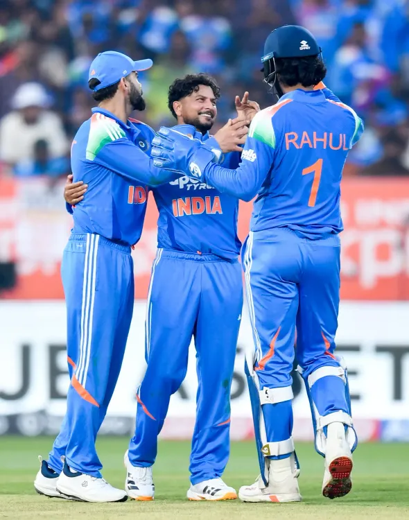 How Did De Kock's Century Fare Against India's Bowling in the 3rd ODI?