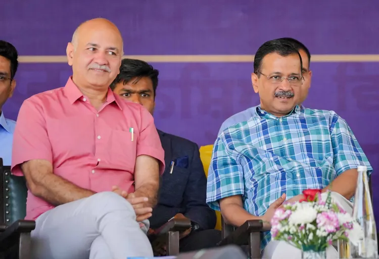 क्या दिल्ली के फांसी घर मामले में केजरीवाल-सिसोदिया को नोटिस मिला?