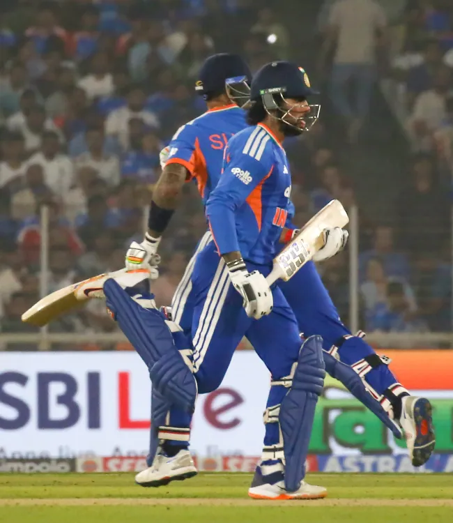 How Did Tilak and Hardik Lead India to 231/5 Against South Africa?