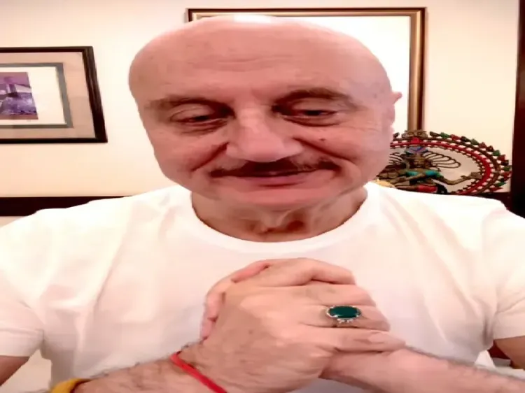 71 साल में अनुपम खेर की फिटनेस देख हर कोई हैरान, जिम वीडियो में दिखा जबरदस्त जोश