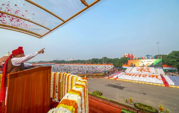 80वें स्वतंत्रता दिवस पर मोदी की लाल बांधनी पगड़ी, 'वंदे मातरम' से शुरू कर नारी शक्ति पर किया 75 मिनट का भाषण समाप्त