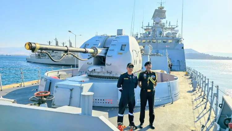 क्या भारतीय नौसेना ने भूमध्य सागर में अपनी उपस्थिति दर्ज की है? आईएनएस त्रिकंद ग्रीस पहुंचा