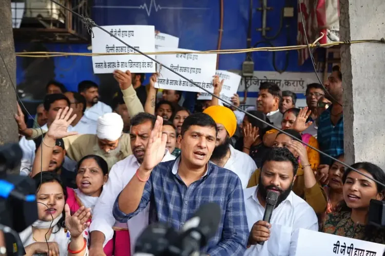 क्या दिल्ली में आम आदमी पार्टी का प्रदर्शन सरकार के खिलाफ है?