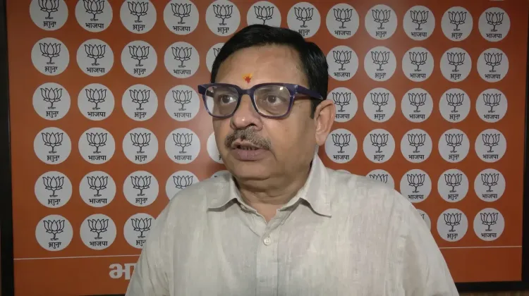 BJP प्रवक्ता प्रवीण शंकर कपूर का AAP पर हमला: 'पूरी तरह अराजक पार्टी, दिल्ली-पंजाब में दिख रहा असर'