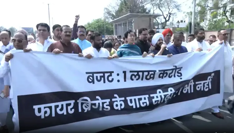 AAP Legislators Stage Protest Over Fire Safety Shortcomings Amid Rs 1 Lakh Crore Budget