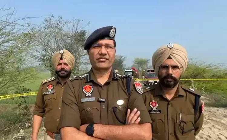 सरपंच हत्याकांड: पुलिस ने मुठभेड़ में दो और शूटरों को किया गिरफ्तार, अस्पताल में भर्ती