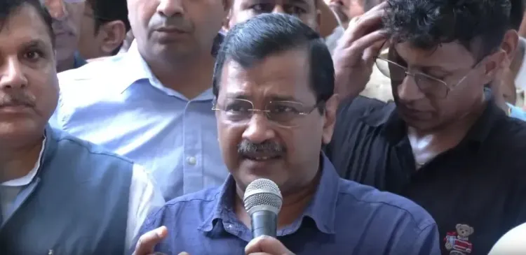 AAP supporters assault Delhi cop during Kejriwal's Tilak Nagar visit