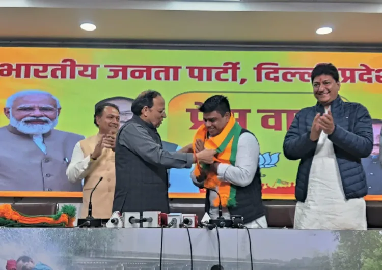 Youth Leader from AAP Switches to BJP Before Delhi Elections