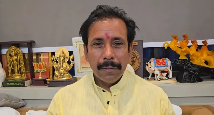 अखिलेश यादव पर अनिल राजभर का हमला: 'आजम खान की दुर्दशा के लिए सपा प्रमुख ज़िम्मेदार'