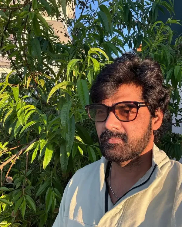 Naveen Chandra visits Tirumala Tirupati temple, seeks blessings for new films