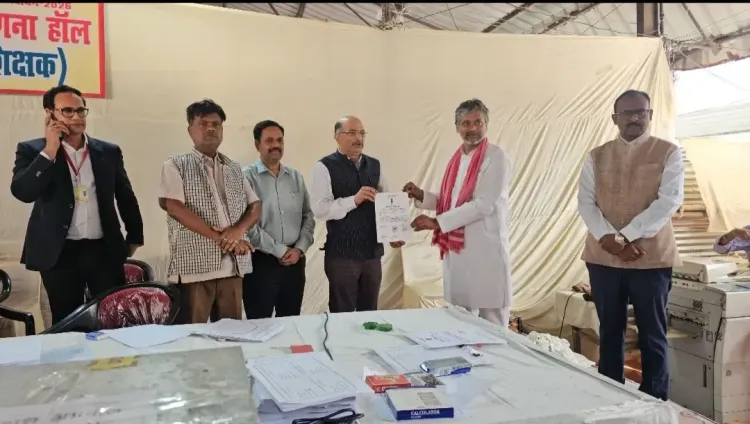 आगरा MLC चुनाव 2026: सपा के डॉ. आकाश अग्रवाल ने शिक्षक सीट पर लगातार दूसरी बार भाजपा को हराया