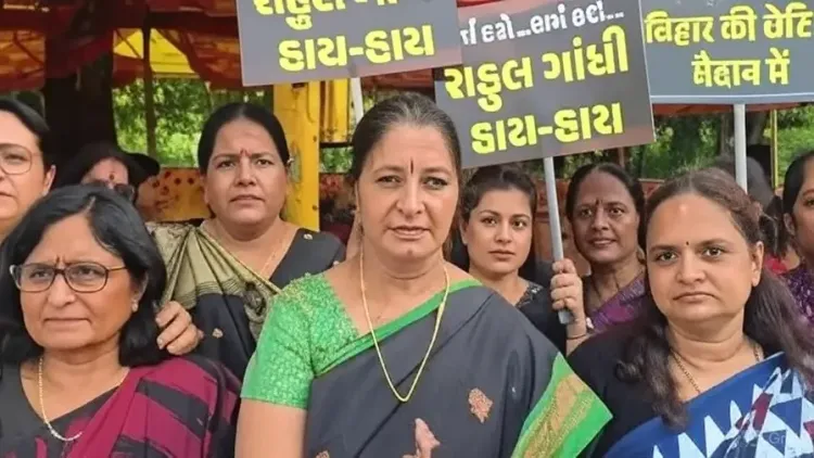 क्या भाजपा महिला कार्यकर्ताओं ने पीएम मोदी के खिलाफ अपमानजनक टिप्पणी पर माफी की मांग की?