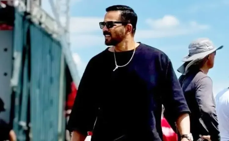 Did Ajay Devgn and Sanjay Dutt's "All The Best" Just Turn 16?
