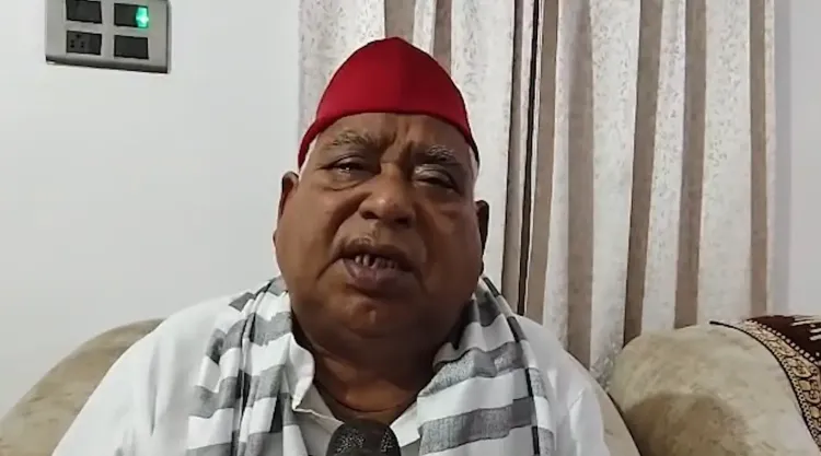 अखिलेश के अयोध्या दौरे से पहले सपा का चुनाव आयोग पर हमला, 2027 में भाजपा को हराने का ऐलान