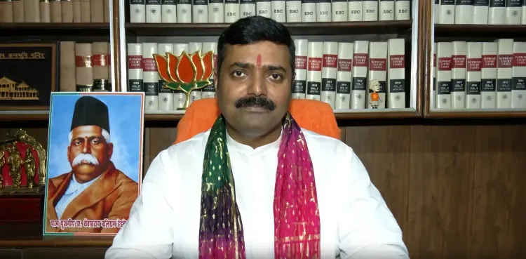 अखिलेश यादव के बयान पर BJP का पलटवार: 'सपा में नहीं दिखते लोहिया के आदर्श', 2027 में हार का दावा