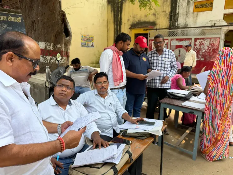 Akhilesh Yadav deploys PDA Prahari for voter roll aid