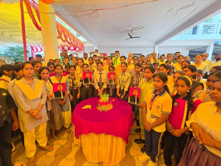 Akhilesh Yadav shares images in latest SP outreach post