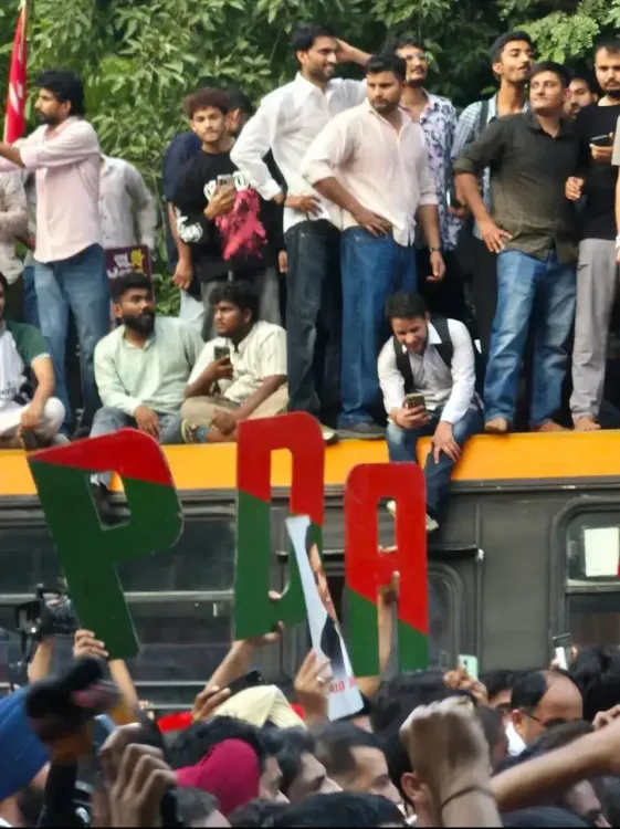 Akhilesh Yadav signals PDA coalition's march to Delhi