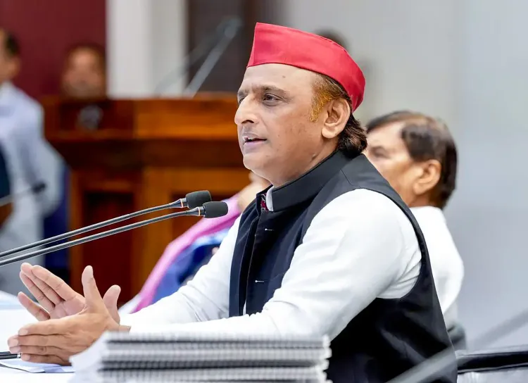Akhilesh Yadav takes over Lohia Trust presidency, ousting Shivpal Singh