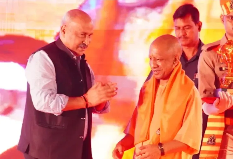 योगी आदित्यनाथ बोले — आक्रांता मंदिर तोड़ सकता है, आस्था नहीं; जन्माष्टमी पर लखनऊ में दिया संदेश