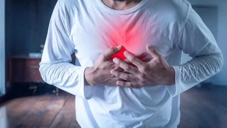क्या हार्ट अटैक अक्सर रात या सुबह-सुबह आता है? जानें कारण और बचाव