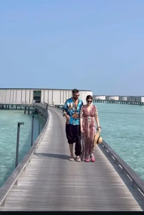 Akshay Kumar Admits He Falls for Twinkle Khanna Every Day
